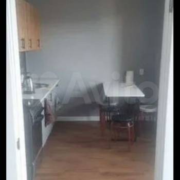 Продается 1-комнатная квартира, 41 м²