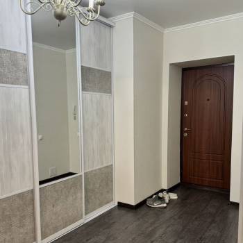 Сдается 2-х комнатная квартира, 61 м²
