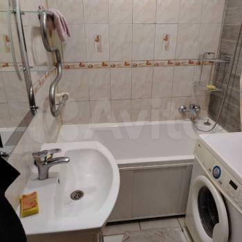 Сдается Многокомнатная квартира, 75 м²