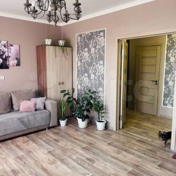 Сдается 1-комнатная квартира, 37 м²