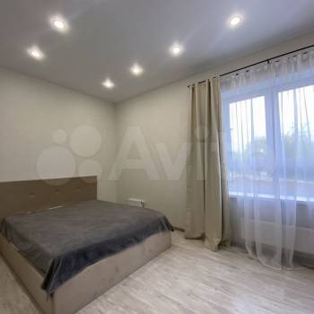Сдается 1-комнатная квартира, 46 м²