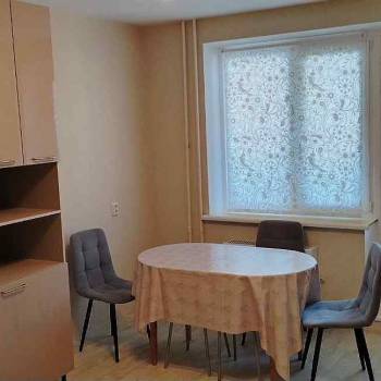 Сдается Многокомнатная квартира, 90 м²