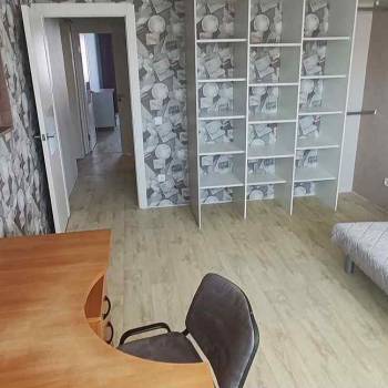 Сдается Многокомнатная квартира, 90 м²