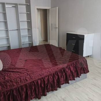 Сдается Многокомнатная квартира, 90 м²