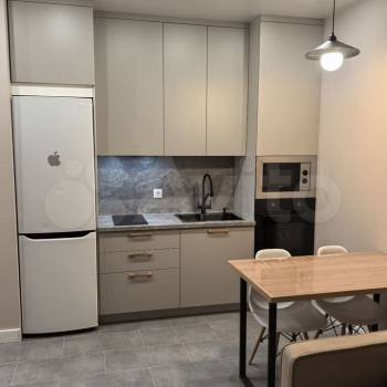 Сдается 1-комнатная квартира, 38 м²