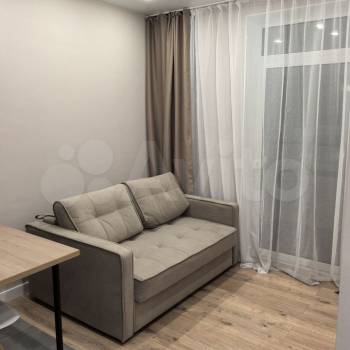 Сдается 1-комнатная квартира, 38 м²