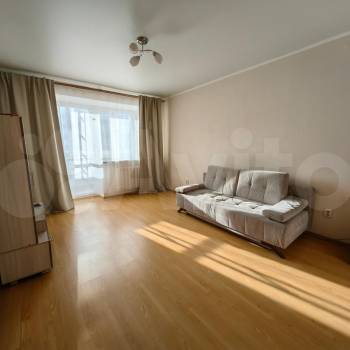 Продается 1-комнатная квартира, 42,1 м²