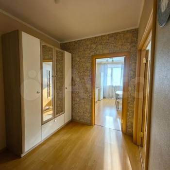 Продается 1-комнатная квартира, 42,1 м²