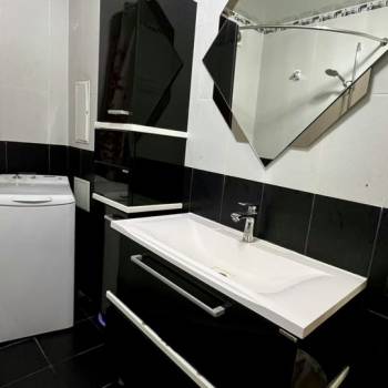 Продается 1-комнатная квартира, 46,5 м²