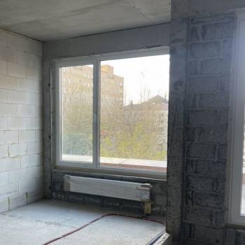 Продается 1-комнатная квартира, 63,5 м²