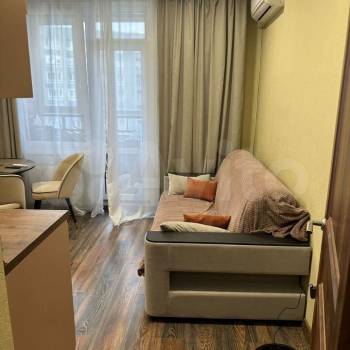 Продается 1-комнатная квартира, 19 м²