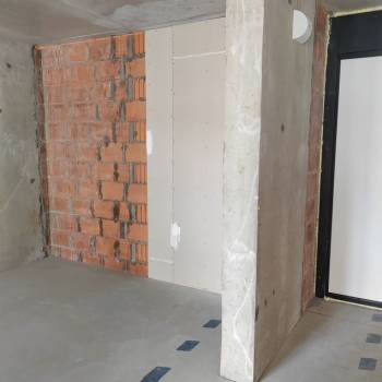 Продается 1-комнатная квартира, 53,6 м²