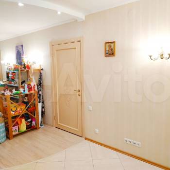 Продается 3-х комнатная квартира, 133 м²