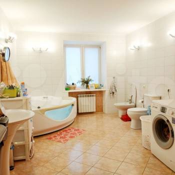 Продается 3-х комнатная квартира, 133 м²