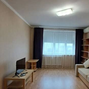Сдается 1-комнатная квартира, 44 м²