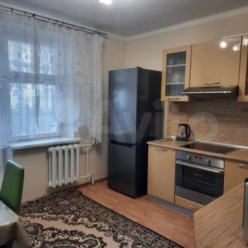 Сдается 1-комнатная квартира, 44 м²