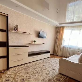 Сдается Многокомнатная квартира, 65 м²