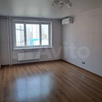 Продается 1-комнатная квартира, 43,4 м²