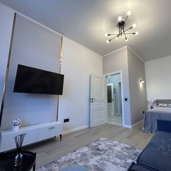 Сдается 1-комнатная квартира, 42 м²