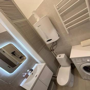 Сдается 1-комнатная квартира, 42 м²