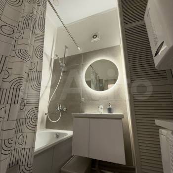 Сдается 1-комнатная квартира, 42 м²