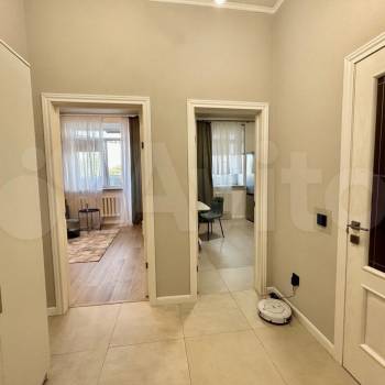 Сдается 1-комнатная квартира, 42 м²