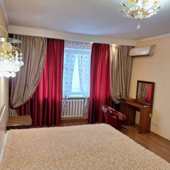 Сдается 2-х комнатная квартира, 67 м²