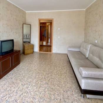 Продается 1-комнатная квартира, 41,3 м²
