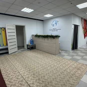 Сдается Нежилое помещение, 221 м²