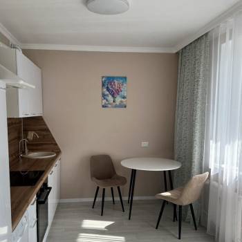 Сдается 1-комнатная квартира, 41 м²