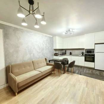 Сдается 2-х комнатная квартира, 60 м²