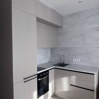 Сдается 1-комнатная квартира, 43 м²