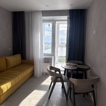 Сдается 1-комнатная квартира, 43 м²
