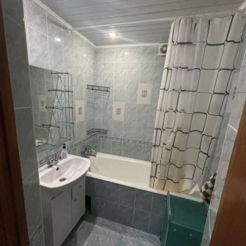 Сдается 2-х комнатная квартира, 70 м²