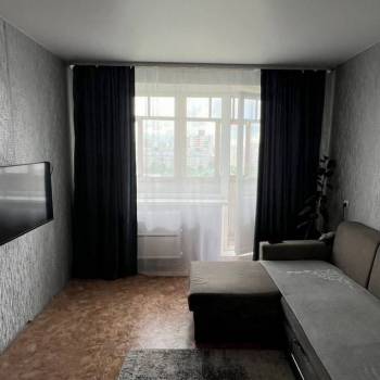 Продается 1-комнатная квартира, 33 м²