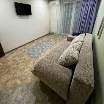 Продается 1-комнатная квартира, 35 м²