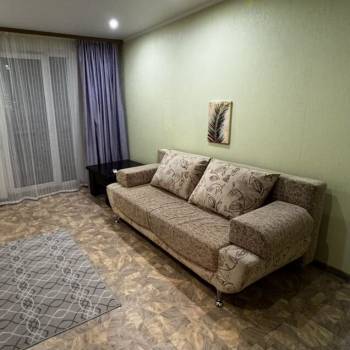 Продается 1-комнатная квартира, 35 м²