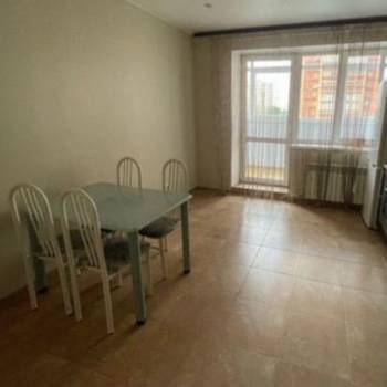 Сдается 2-х комнатная квартира, 70 м²