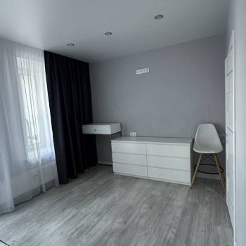 Продается 3-х комнатная квартира, 92,3 м²