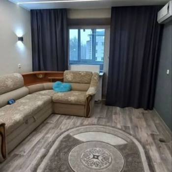Сдается 1-комнатная квартира, 37 м²
