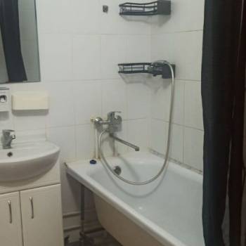 Продается 1-комнатная квартира, 32 м²
