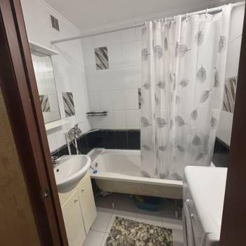Сдается 1-комнатная квартира, 42 м²