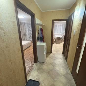 Сдается 1-комнатная квартира, 42 м²