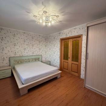 Продается 2-х комнатная квартира, 75 м²