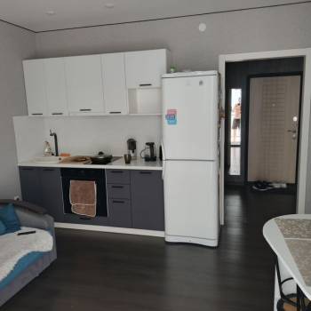 Сдается 1-комнатная квартира, 38 м²