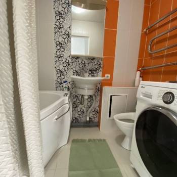 Сдается Многокомнатная квартира, 62 м²