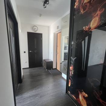 Сдается 2-х комнатная квартира, 60 м²