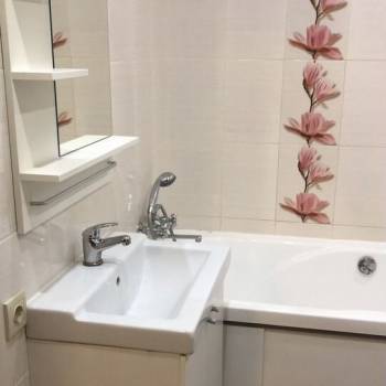 Сдается 1-комнатная квартира, 46 м²
