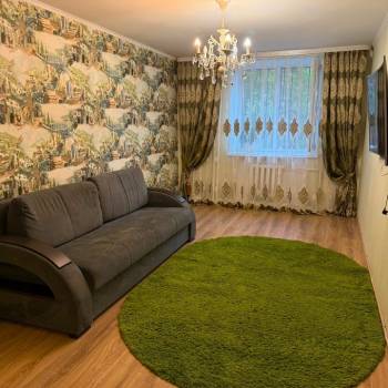 Сдается 2-х комнатная квартира, 72 м²
