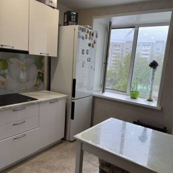 Продается 3-х комнатная квартира, 60,6 м²